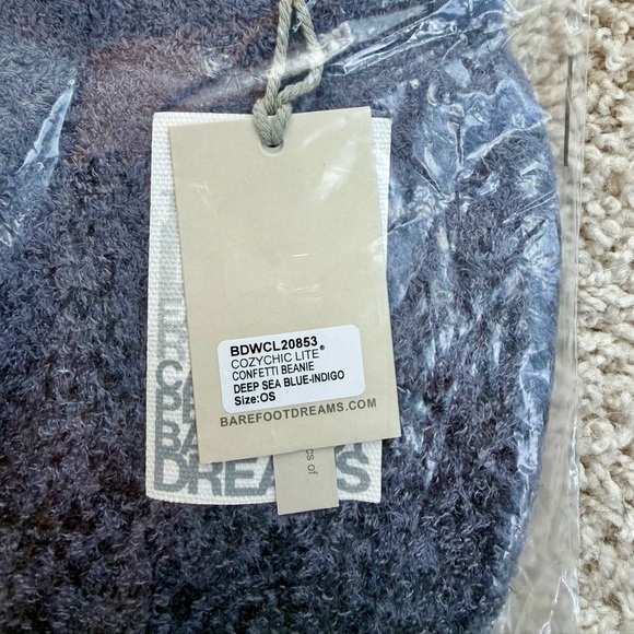 NWT Barefoot Dreams CozyChic Lite Confetti Beanie in Deep Sea Blue / Indigo - Picture 4 of 5